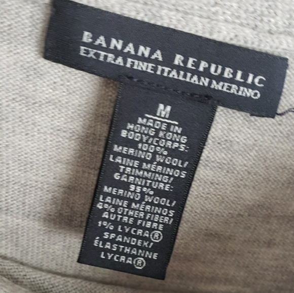 Banana Republic 100% Merino‎ Sweater - Picture 5 of 5